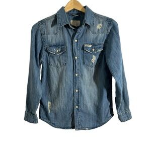Lucky Brand Women’s Blue Chambray Distressed Button Down Shirt, Size Medium